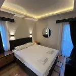 Hotel Jest 3*